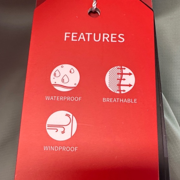 NWT 33,000ft Women's Packable Rain Jacket Size M - Picture 4 of 10